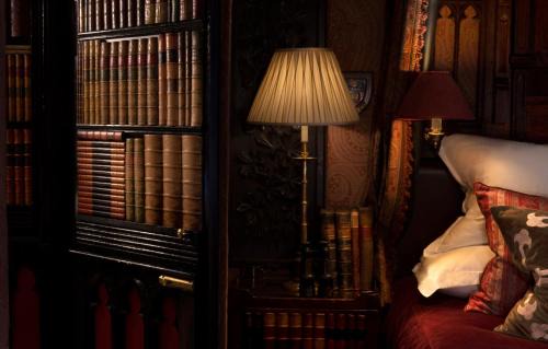 Old Town Hotel | The Witchery by the Castle