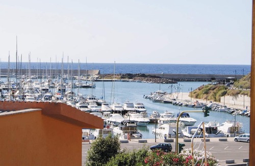 Castelsardo Apartment | This apartment is located in a residential complex in front of the tourist port of Castelsardo, in S