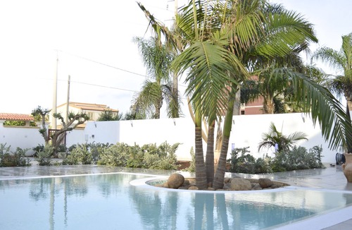 Mazara del Vallo Apartment | TORTUGA3 APARTMENT WITH SHARED POOL USABLE AT NIGHT