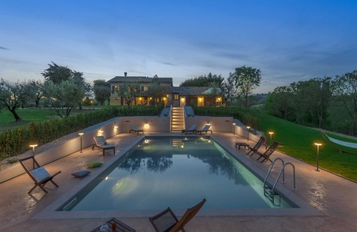 Ponte Rio House | Tranquil Retreat with Valley Views