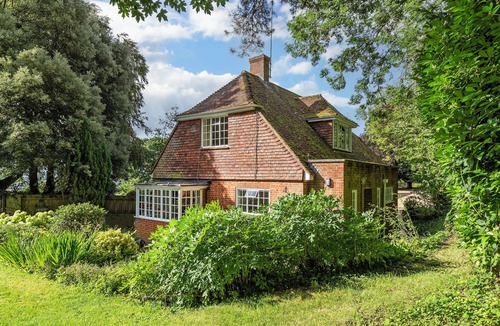 Basingstoke Cottage | Tranquility, In grounds of Dower house on large country estate in the Candover's