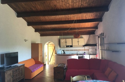 Villa Viani Apartment | Tre - Kelan Apartment in country villa with swimming pool 15km from the sea