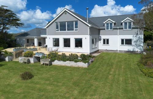 Penryn House | Tregaron