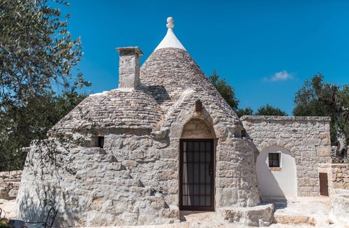 Cisternino House | Trullo in Cisternino with Infinity Pool