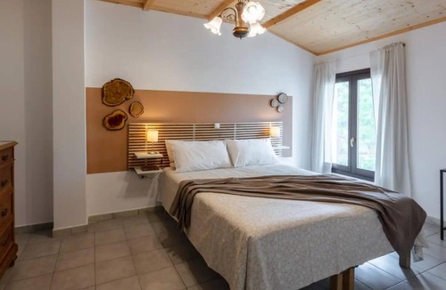 Sassoferrato Other | Two-room apartment in small farmhouse, suitable for families, pets allowed.