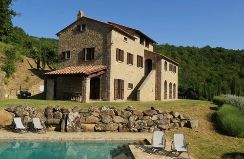 Cortona Villa | Typical house with private pool and a stunning view
