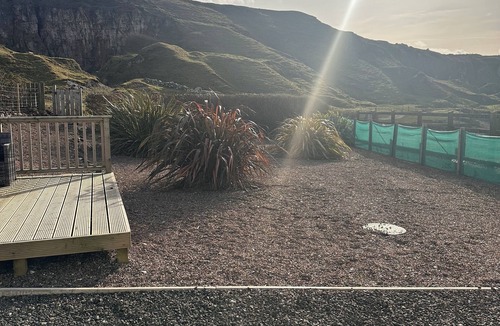 Ballycastle Cottage | Unique beachfront cottage retreat in Ballintoy Harbour, sleeps 7-8, dog friendly