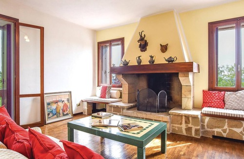Isola Vicentina Apartment | Vacation apartment on the 1st floor of a country house from the 19th century, located on a hill with