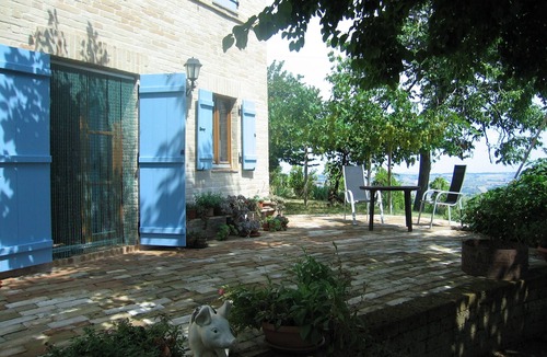 Monte Giberto Apartment | Vacation apartment with fantastic 360 degree panoramic view