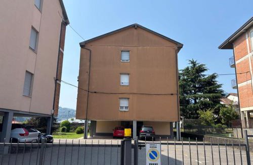 Vertova Apartment | ValSeriana Skyline Panoramic View BG Mountain