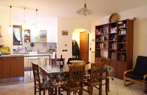 Isolotto Apartment | Vanni Terrace 2 BD - comfortable and cozy apartment
