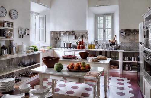 San Casciano in Val di Pesa Villa | Villa Editta: A charming three-story villa situated in the heart of the Chianti region, a few kilometers away from Florence, with Free WI-FI.