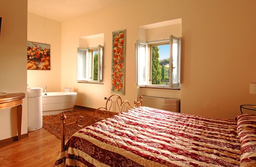 San Gimignano Villa | Villa "Arnilù" with Private Pool & Wi-Fi
