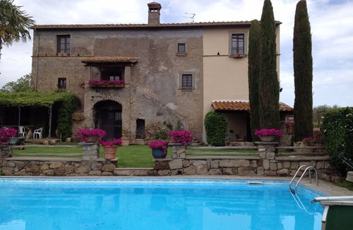 Vitorchiano Apartment | Villa Arzilla - PEONIA SUITE ROOM 2
