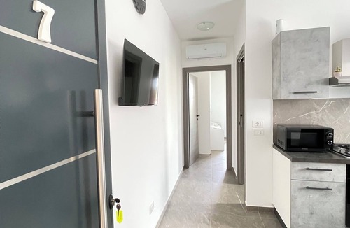 Torre Pedrera Apartment | Villa Borghesi suites app 7 secondo piano