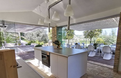 Cupra Marittima Villa | Villa Brezza Marina, private pool & sea view