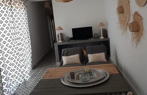 Sidi Abdallah Ghiat Villa | Villa charme du desert