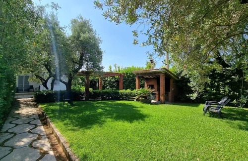 Rio Claro Villa | VILLA DEGLI ULIVI- Cozy villa just a few steps from the sea.