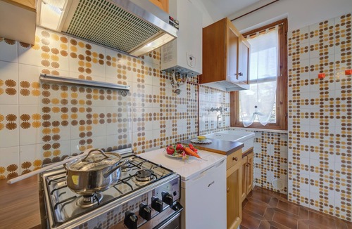 Colombare Apartment | Villa Fiorita - Apt 4 - Mimosa