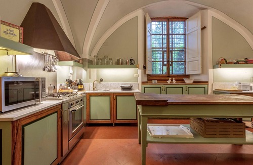 Santo Stefano A Tizzano Villa | VILLA GRAND MEDICI - Eight Bedroom Villa, Sleeps 16