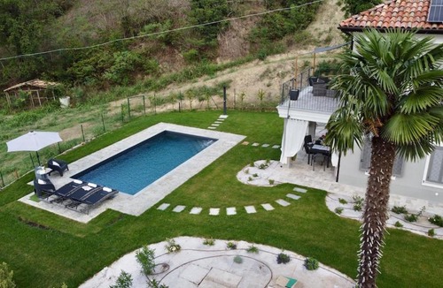 Calamandrana Villa | Villa Grassi with private pool Nizza Monferrato
