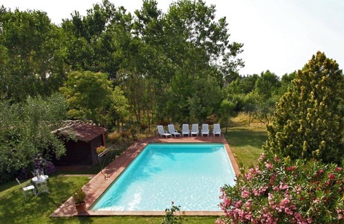 Figline e Incisa Valdarno Villa | Villa in Pavelli with 5 bedrooms sleeps 10