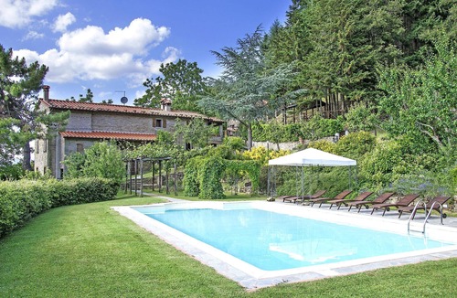 Pieve di Chio Villa | Villa in Poggioni with 5 bedrooms sleeps 10