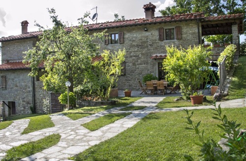 Pieve di Chio Villa | Villa in Poggioni with 5 bedrooms sleeps 10