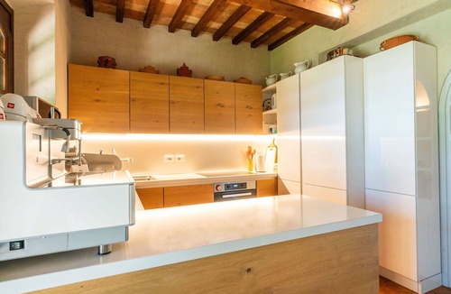 Montepulciano Villa | Villa in Totona with 6 bedrooms sleeps 12