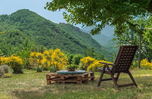 Acqualagna Villa | Villa La Torre 8 - Two Bedroom Villa, Sleeps 8