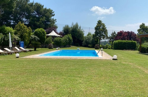 Sirolo Villa | Villa Luce - Sirolo, wonderful villa with swimming pool in the Conero park