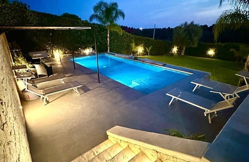 Fontane Bianche Villa | Villa Lucia Whit Salt Pool