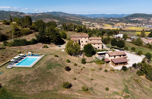 Bivio Lugnano Villa | Villa Lugnano, villa with private pool perfect for families or groups