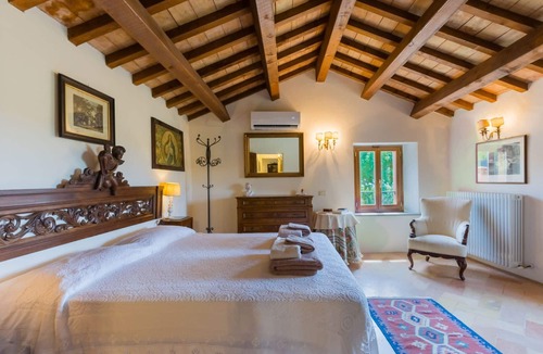 Pesaro Villa | Villa Luna with pool in Pesaro, surrounded by the beauty of Monte San Bartolo