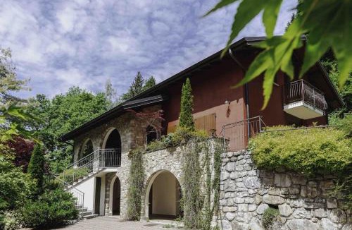 Alta Valle Intelvi Bed & Breakfast | Villa Marzia