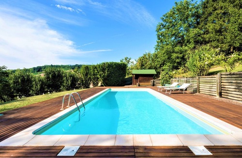 Scaparone House | Villa Mezzaluna with private pool, A/C, Wi-fi on the Langhe hills, 5km from Alba