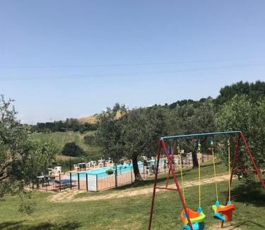 Monterubbiano Hotel | Villa Montotto