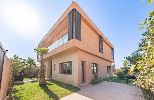 El Makina Villa | Villa Nabil byTheCasaEdition