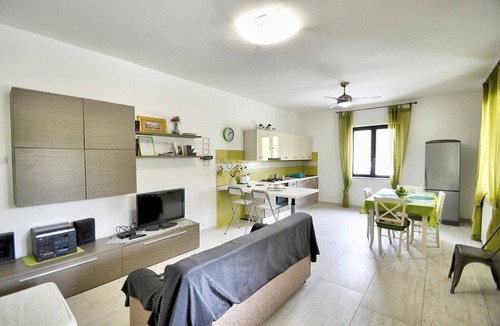 Frascinelle House | Villa Olga A: A cozy and welcoming apartment that is part of a villa situated in a quiet location, a few minutes from the town center, with Free WI-FI.