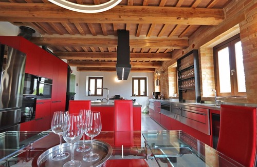 Mogliano Villa | Villa Palma 14 - Six Bedroom Villa, Sleeps 14