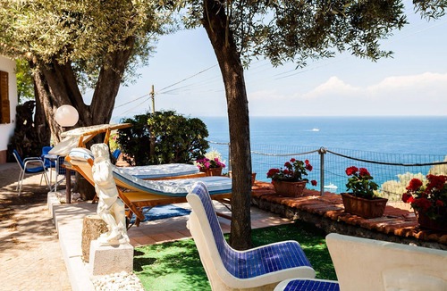 Marina di Puolo Villa | Villa Puolo, Sorrento coast, with garden and sea view, 5 bedrooms, 10 sleeps.