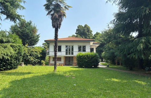 Zelarino Villa | Villa Rosa, 15 minutes from venice free parking