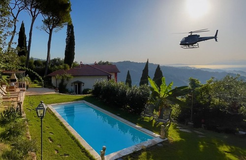 La Foce Villa | VILLA SPENSER - CinqueTerre nHistoric villa with sea view, pool, A/C, sleeps 8