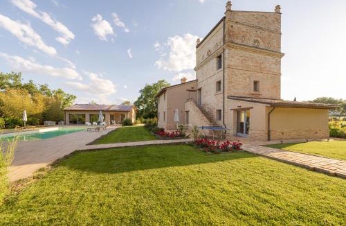 Urbisaglia Villa | Villa Torre Anna - Jacuzzi - Pool - Garden
