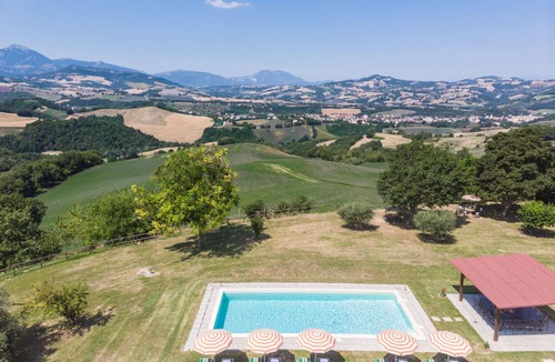 Pergola Villa | Villa with pool and panoramic views, surrounded by nature, 45 minutes from the Adriatic coast