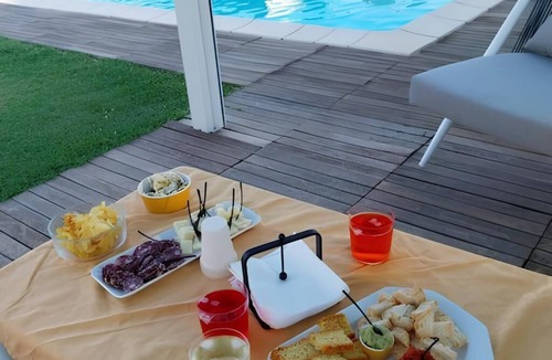 Pesaro Villa | Villa with pool in the Pesaresi countryside a few kilometers from the sea