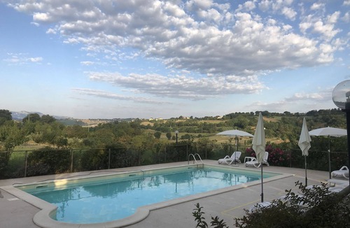 Falerone House | Villa with private pool in Le Marche countryside