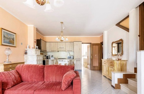 San Giovanni Lupatoto Villa | Vrbo Property