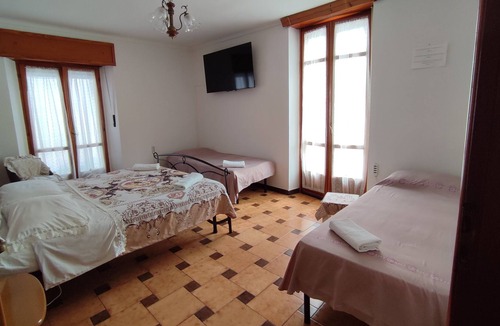 Venaria Reale Apartment | Vrbo Property