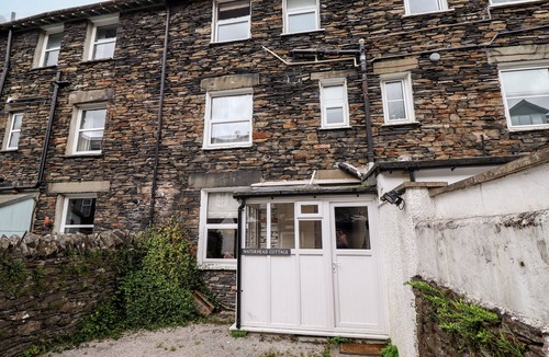 Waterhead Cottage | WATERHEAD COTTAGE, pet friendly, with open fire in Ambleside
